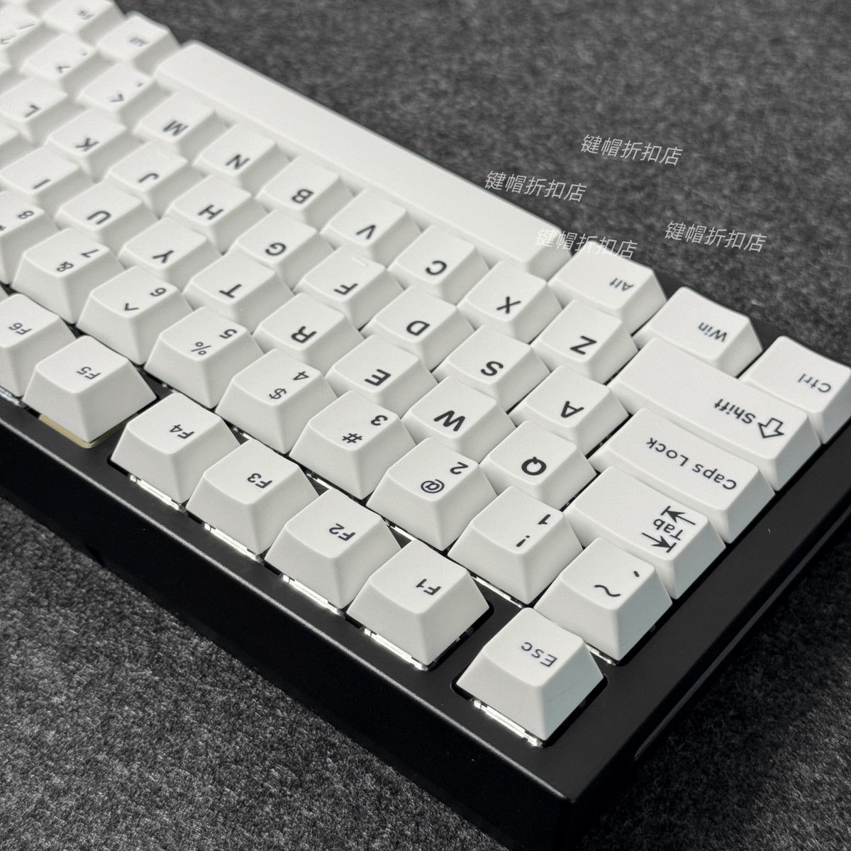 คีย์แคปสีขาวล้วนสไตล์มินิมอล โ - Gaming Keyboard Bundle บทวิจารณ์และราคา